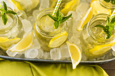 Beverage tray with with iced tea with citrus.の写真素材
