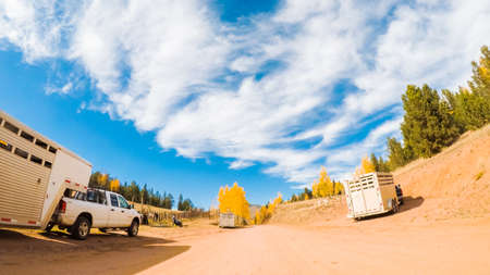 Colorado Springs, Colorado, USA-October 6, 2018 - Driving on small mountain dirt roads from Colorado Springs to Cripple Creek in Autumn.のeditorial素材