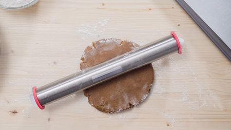 Step by step. Baking gingerbread cookies for Christmas.