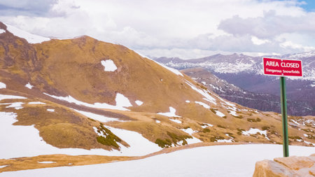 View of the mountains fron the area above timber line.