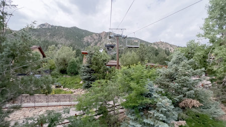Colorado Springs, Colorado, USA-August 17, 2022-Ski lift ride at the Cheyenne Mountain Zoo during the summer.のeditorial素材