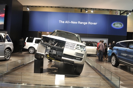 TORONTO-FEBRUARY 22: A land rover during the 40th International Auto Show on February 22, 2013 in Toronto, Canada.のeditorial素材