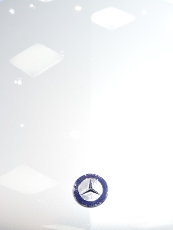 TORONTO-FEBRUARY 22: A Mercedes-Benz  logo during the 40th International Auto Show on February 22, 2013 in Toronto, Canada.のeditorial素材