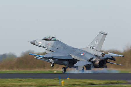 322 sqn RNLAF F-16 after landing are completing Frisian Flag missionのeditorial素材