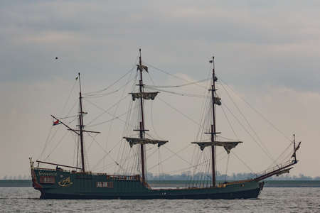 Kampen, The Netherlands - March 30, 2018: East Indiaman Soevereign is sailing to Kampen to attend Sail Kampenのeditorial素材
