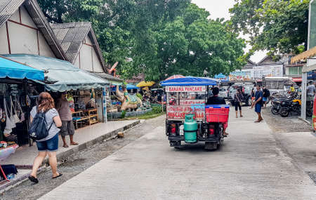 Surat Thani Thailand May 26th 2018 Street bars and restaurants in Bo Phut on Koh Samui island in Thailand.のeditorial素材