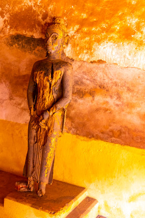 Wat Si Saket temple with many buddha figures sculptures statues in Vientiane Laos in Southeastasia Asia.の写真素材