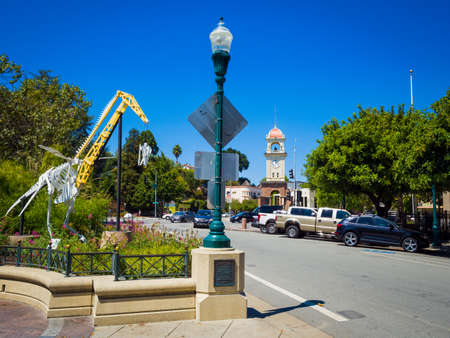 Santa Cruz California downtown - Aug 2019: Santa Cruz is known for climate, sailing, diving, swimming and one of best for surfing and alternative lifestyleのeditorial素材