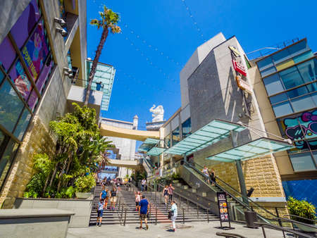 Los Angeles, California - Aug 2019: Babylon Court Yard at Hollywood and Highland Center. The Hollywood and Highland Center is a shopping mall and entertainment complex at Hollywood Boulevard.のeditorial素材