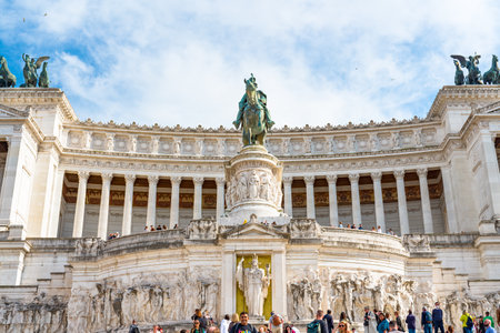 Rome, IT - Apr22: Altare della Patria (Altar of the Fatherland) Rome, Italy alias Monumento Nazionale a Vittorio Emanuele II (National Monument to Victor Emmanuel II) also called Il Vittorianoのeditorial素材