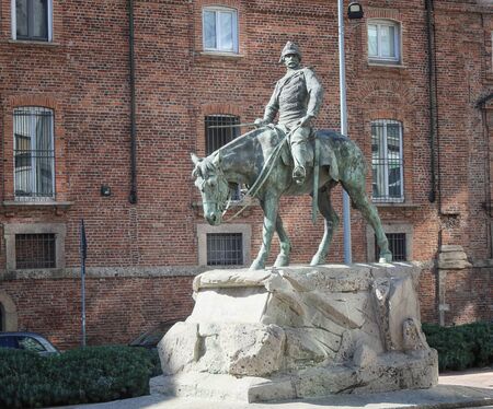 5 otober 2019 Milan italy  Statue of Giuseppe Missori on horseのeditorial素材