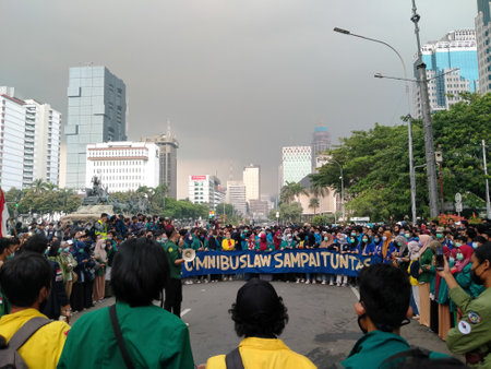 Monas, Jakarta, Indonesia - October 16, 2020 : The atmosphere of a student demonstration against the omnibus law was held on the highwayのeditorial素材