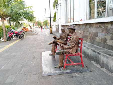 Kota tua, Jakarta, Indonesia - (06-10-2021) : The statues in the tourist area of ââthe old townのeditorial素材