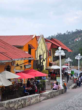 Mineral del Chico, Hidalgo, Mexico - Apr 21, 2025: Streets and park in downtown Mineral del Chico, a magical town in Hidalgo, Mexico, with a mining history and mountainous surroundのeditorial素材