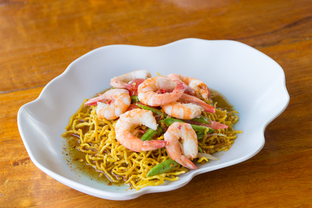 Crispy noodles spicy salad with Shrimpの写真素材