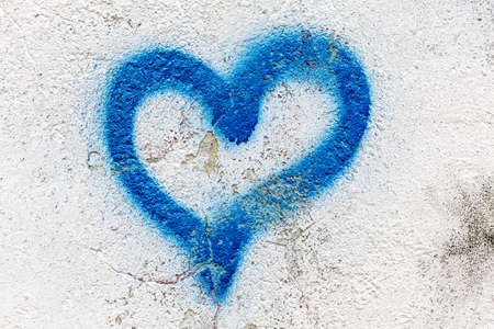 heart graffiti on a brickwall のeditorial素材