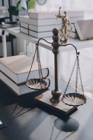 Lawyer explained to the client about the law that must be brought against the court case.の写真素材