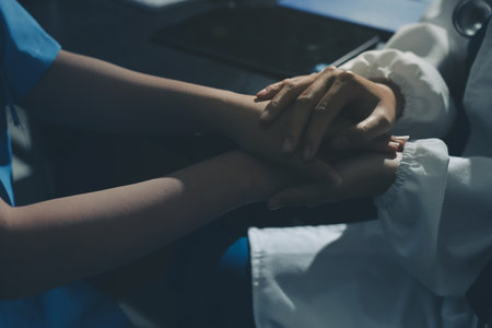Doctors shake hands with patients encouraging each other. To offer love, concern, and encouragement while checking the patient's health. concept of medicineの写真素材