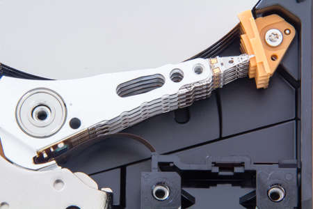disassembly hard drive disk and its components