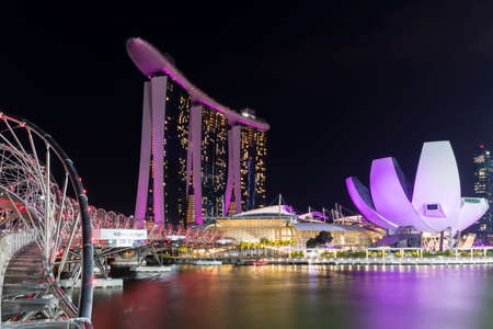 Singapore Downtown, Marina Bay, Convention Centre and Big Wheelのeditorial素材