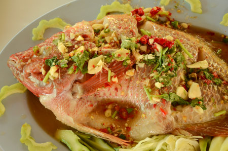 Steamed fish with lemon.