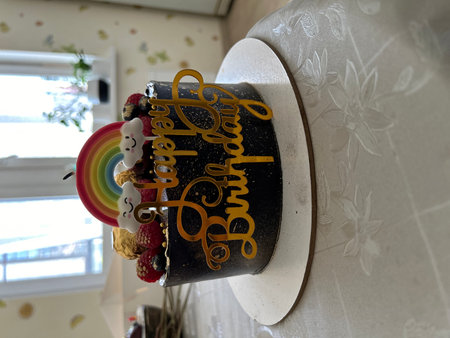 Handmade Christmas cake decoration in the shape of a snowman. Birthday cake, Saint Petersburgの写真素材
