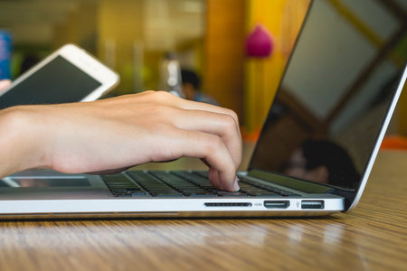 Use labtop with smart phone