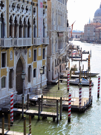 20.06.2017, Venice, Italy: View of old historic buildings and canals.のeditorial素材
