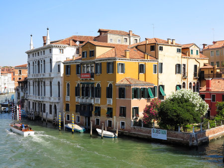 20.06.2017, Venice, Italy: View of old historic buildings and canals.のeditorial素材