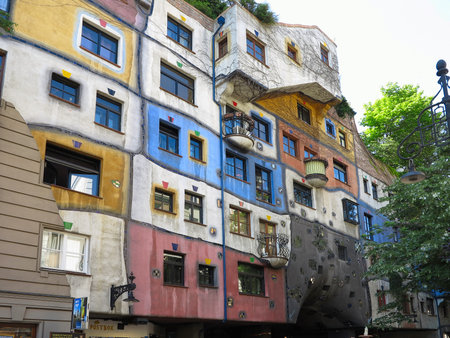 26.05.2018, Vienna, Austria: Hundertwasser House is one of the most Vienna's architectural highlights, art and vintage shopping zone combine with a bar, restaurant and numerous souvenir storesのeditorial素材