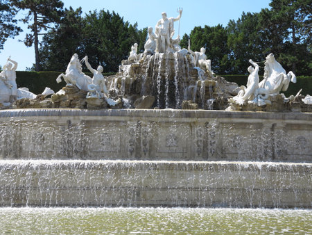 26.05.2018, Wien, Austria: Shonbrunn Palace, view of the Neptune Fountainのeditorial素材