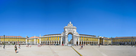 Lisbon, Portugal-20 august 2018. Panoramic view of the Commerce square (Praca do Comercio)のeditorial素材