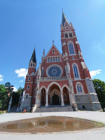 Exterior of Church of the Sacred Heart of Jesus (Herz Jesu Kirche), designed in the Neogothic style, is the largest church in Graz, Styria region, Austriaの写真素材