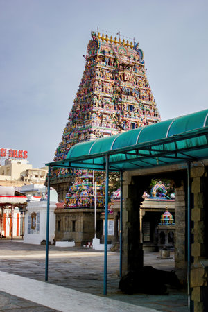 Chennai, India - October 27, 2018: Interior of Arulmigu Kapaleeswarar Temple an ancient Hindu architecture temple located in South Indiaのeditorial素材