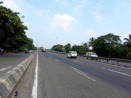 Empty express highway road in Gujarat ( india)の写真素材