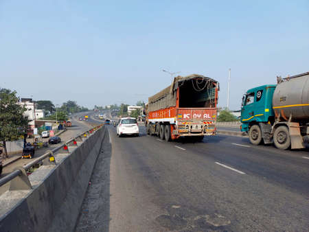 Empty express highway road in Gujarat ( india)の写真素材