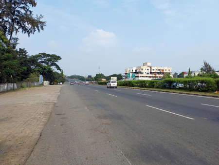 Empty express highway road in Gujarat ( india)の写真素材