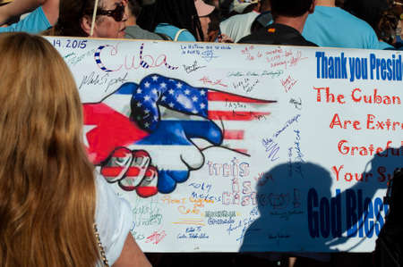 HAVANA, CUBA - 08/14/2015. Demonstration outside the US embassy in Cuba in support of the development of relations between the two countriesのeditorial素材
