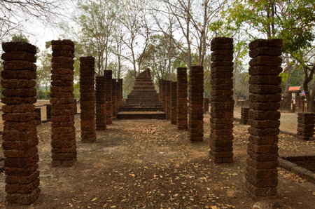 Photo of the temple in Sukhothai era  1238 - 1299  that already ruin In Si Satchanalai Historical Park, Sukhothai ,Thailand の写真素材