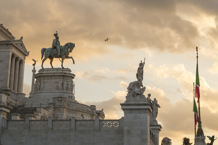 Statue of Vittorio Emanuele II in Rome at sunset, Italyのeditorial素材