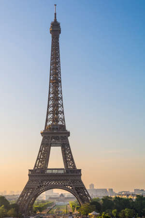Eiffel Tower at sunrise in Paris, Franceの写真素材