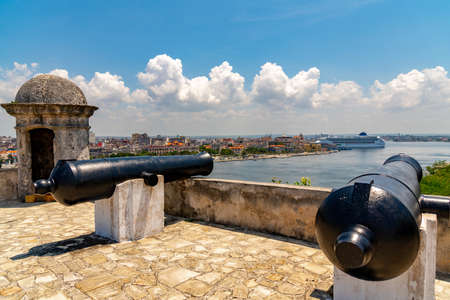 Cannons at Fort of Saint Charles or Fortaleza de San Carlos de la Cabana and cruise ship in Havana, Cuba. spting 2019のeditorial素材