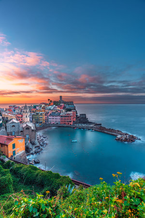 Panoramic view of the city of Vernazza at sunset, Cinque Terre, Liguria, Italyの写真素材