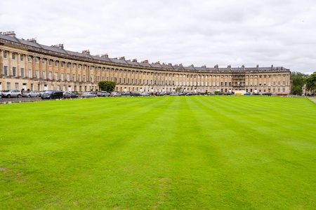 The Royal Crescent  Famous terrace row of houses  Bath, Somerset, Englandのeditorial素材