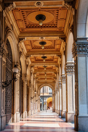 Colonnades in the Old Town of Bologna. Emilia Romagna, Italyのeditorial素材