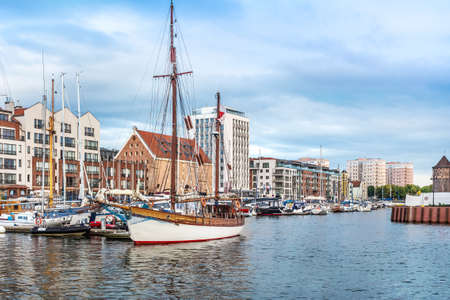 Gdansk - On the Steppe Canal. City buildings and marina.のeditorial素材