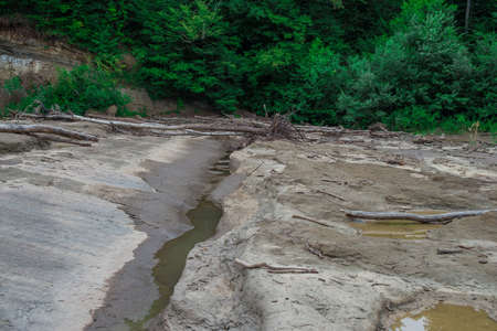 Mud bottom shallow during the dry period of the river.