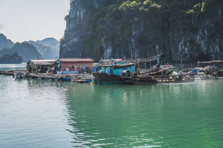 Floating Fishing Village In The Ha Long Bay. Cat Ba, Vietnam - March 5, 2020.のeditorial素材