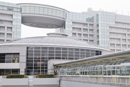 modern white and glass buildingのeditorial素材