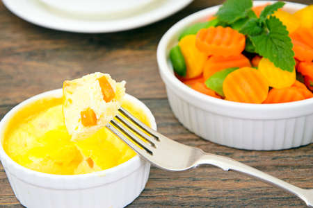 Dietary Scrambled Eggs with Carrots and Green Beans Studio Photoの写真素材